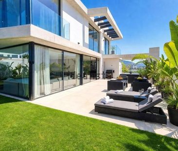 Alquiler de casa o chalet independiente en Calle 18b Nva Andaluc - Photo 3