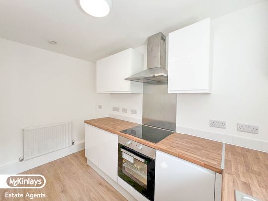 3 bedroom Property for rent - Photo 1