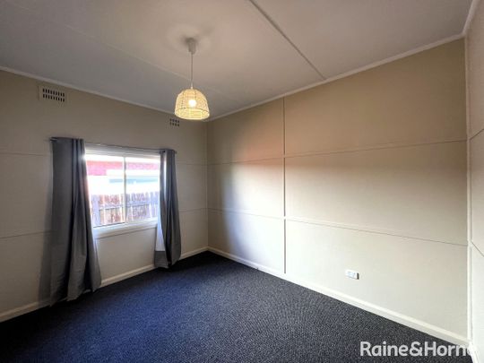 Neat and Tidy 3 Bedroom House - Photo 1