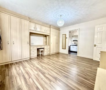 4 bedroom detached house to rent - Photo 4