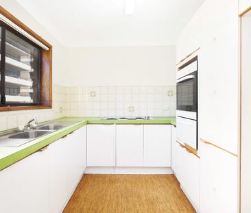 OCEAN VIEWS - Photo 3