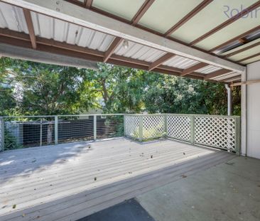 Inviting home in the heart of Maryville - Photo 5