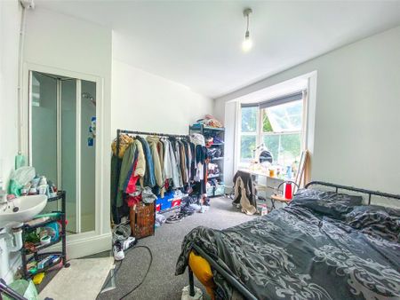 6 bedroom terraced house to rent - Photo 5