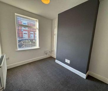 Weelsby Street, Grimsby, DN32 - Photo 3