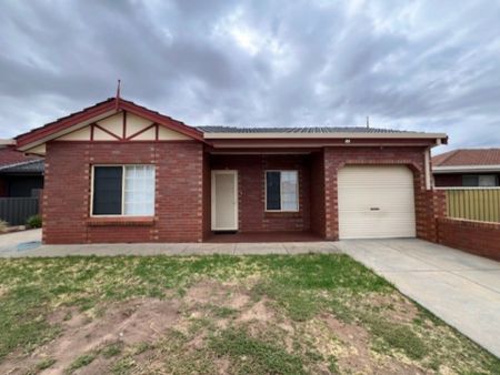 Low-Maintenance Living in Peaceful Setting - Photo 3