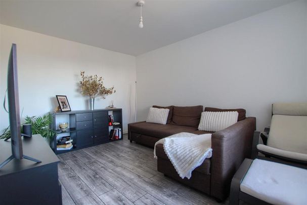 3 bedroom detached house to rent - Photo 1