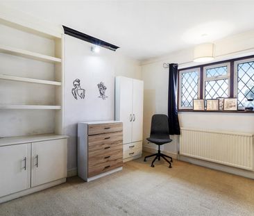 Semi-Detached House To Let - Photo 5