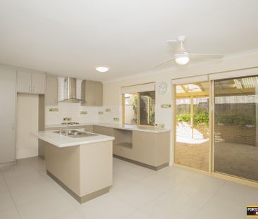 SPACIOUS, PRIVATE & READY TO ENJOY - Photo 5