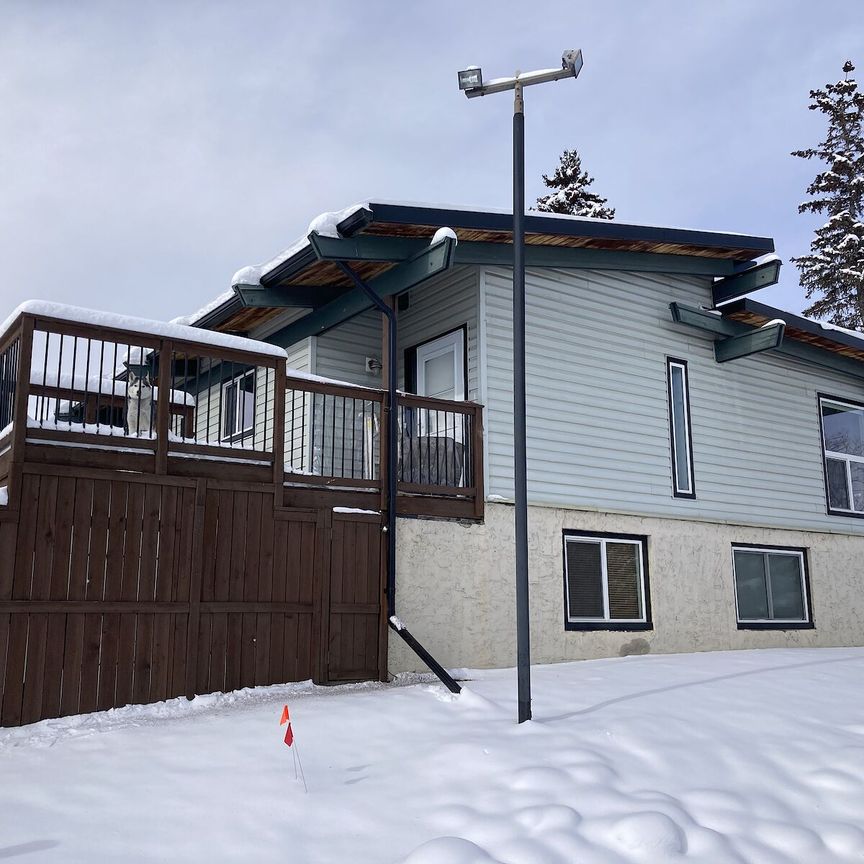 22 - 333 Braxton Place Southwest, Calgary - Photo 1