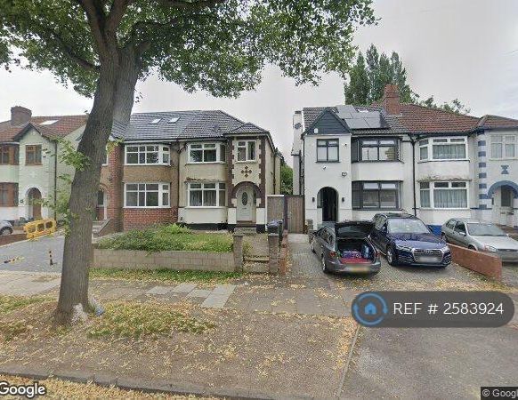 3 bedroom semi-detached house to rent - Photo 1