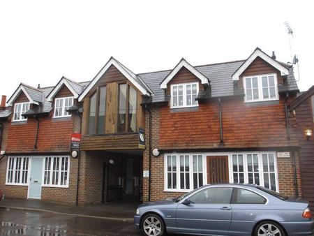 1 bedroom apartment to rent - Photo 2