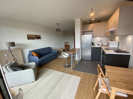 Apartment - Photo 2