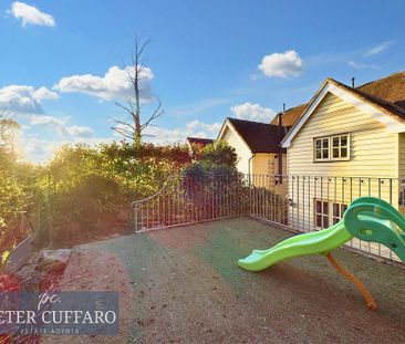 3 bedroom end of terrace house to rent - Photo 4