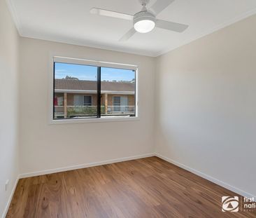 This townhouse is all about lifestyle - Photo 3