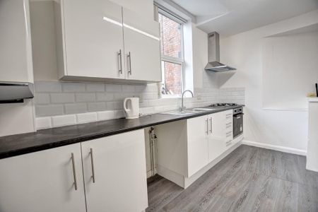 1 bedroom ground floor flat to rent - Photo 2