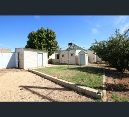 368 Iodide Street, Broken Hill, NSW 2880 - Photo 3