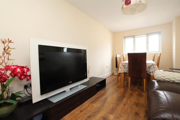 6 bedroom terraced house to rent - Photo 1