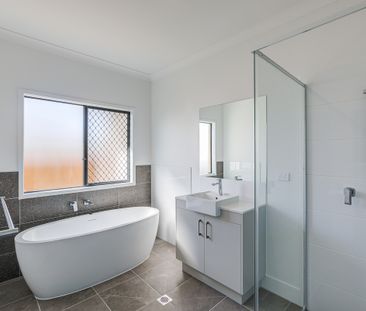Brand New Family Home! - Photo 5