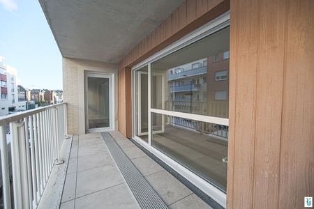 Location Appartement 3 pièces 66m² ROUEN 76100 - Photo 5