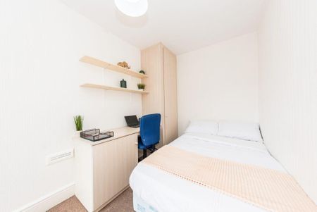 5 bedroom terraced house to rent - Photo 2