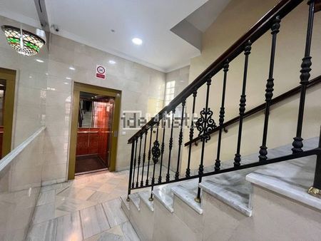 Alquiler de piso en Calle Enrique Scholtz - Photo 5