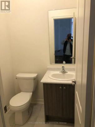 11 MOUNTAIN HEIGHTS PLACE - Photo 1