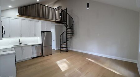 For Lease - 875 Millwood Road Unit# 3B, Toronto, Ontario - Photo 2