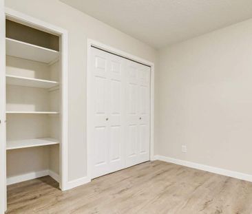 Renovated Suite - 2 Bedroom - Photo 5