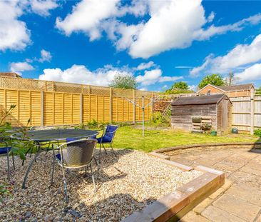 1 bedroom penthouse to rent - Photo 3