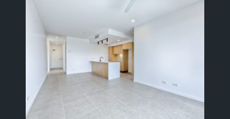 Modern Convenience in the Indooroopilly Centre - Photo 3
