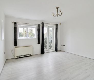 1 bedroom semi-detached house to rent - Photo 4