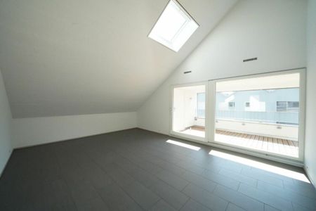 Heimelige Dachwohnung mit spannendem Grundriss - Photo 5