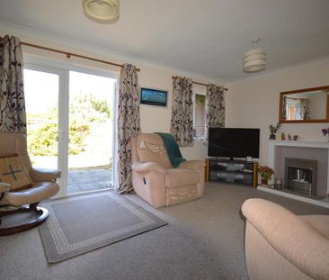 3 bedroom end of terrace house to rent - Photo 5