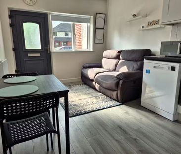 Shanowen Avenue, Dublin - Photo 1