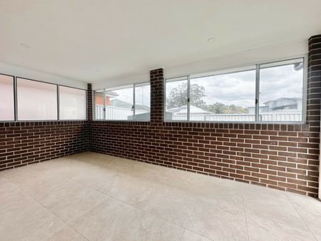 Beautiful 3 Bedroom Granny Flat In Prime Location! - Photo 3