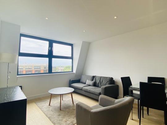 23 Eastern Road, Romford Town Centre - Photo 1