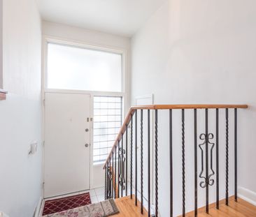 For Lease - 18 Packard Boulevard Unit# Upper, Toronto, Ontario - Photo 1