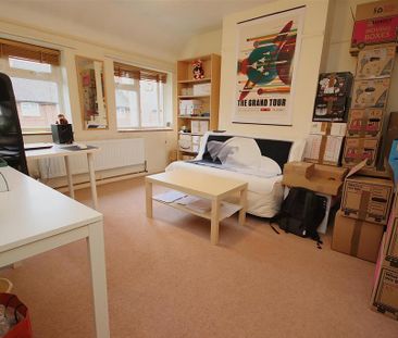 1 bedroom maisonette to rent - Photo 2