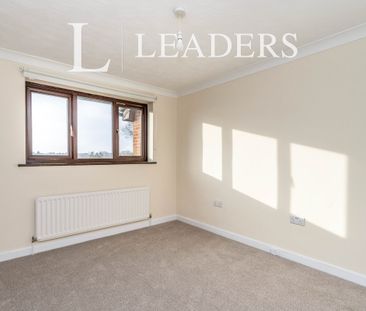 2 bedroom house to rent Blackthorn Walk, PO7 - Photo 3