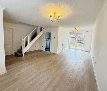 3 bedroom semi-detached house - Photo 4