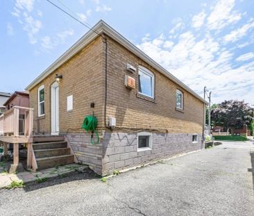 Detached Home For Lease | E8469718 - Photo 4