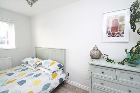 2 bedroom townhouse to rent - Photo 3