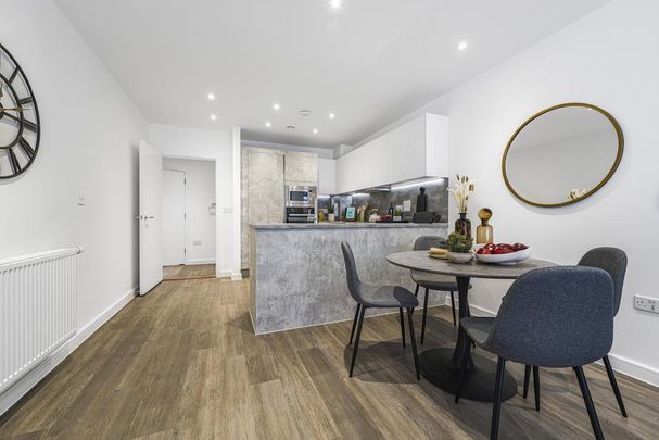 3 bedroom apartment to rent - Photo 1