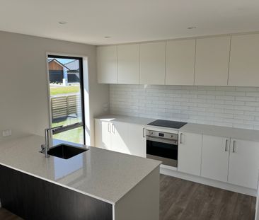 4 Bedroom home - Photo 3
