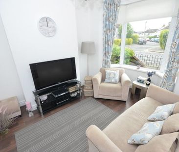 4 Ravenhill Avenue, Belfast, BT6 8LG - Photo 4