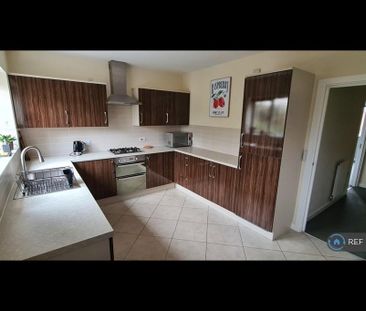 1 bedroom in a house share to rent - Photo 6