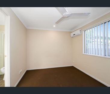 Beautifully presented 4 Bedroom home with an Extra Large Living Area - Photo 2
