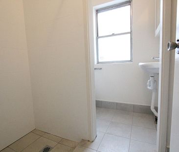 Ground Floor Studio Apartment&excl;&excl;&excl; - Photo 3