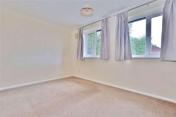 Beta Road, Woking, Surrey, GU22 - Photo 1