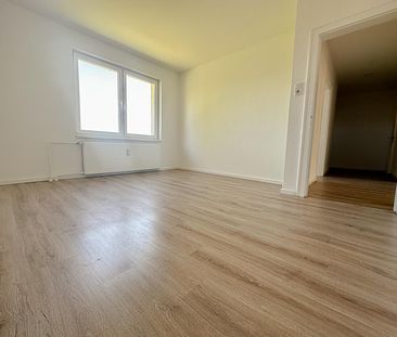 Sofort bezugsfertig - renovierte 3 Zimmer Wohnung - Foto 1